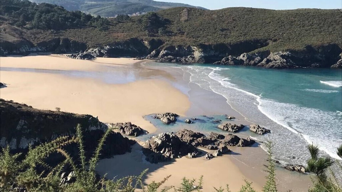 Vilarrube Villa | Villa for rent 200 meters from the surf beach