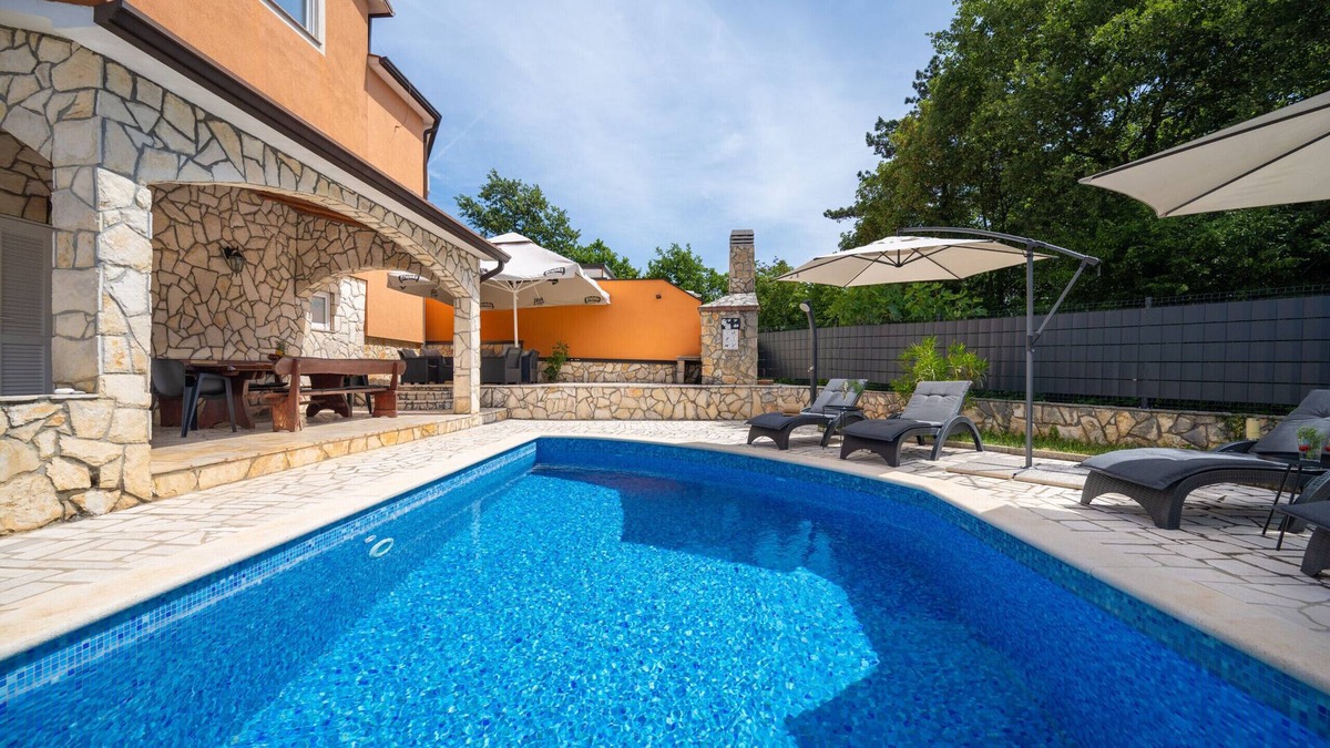 Labin Ski Chalet | Villa Fortuna