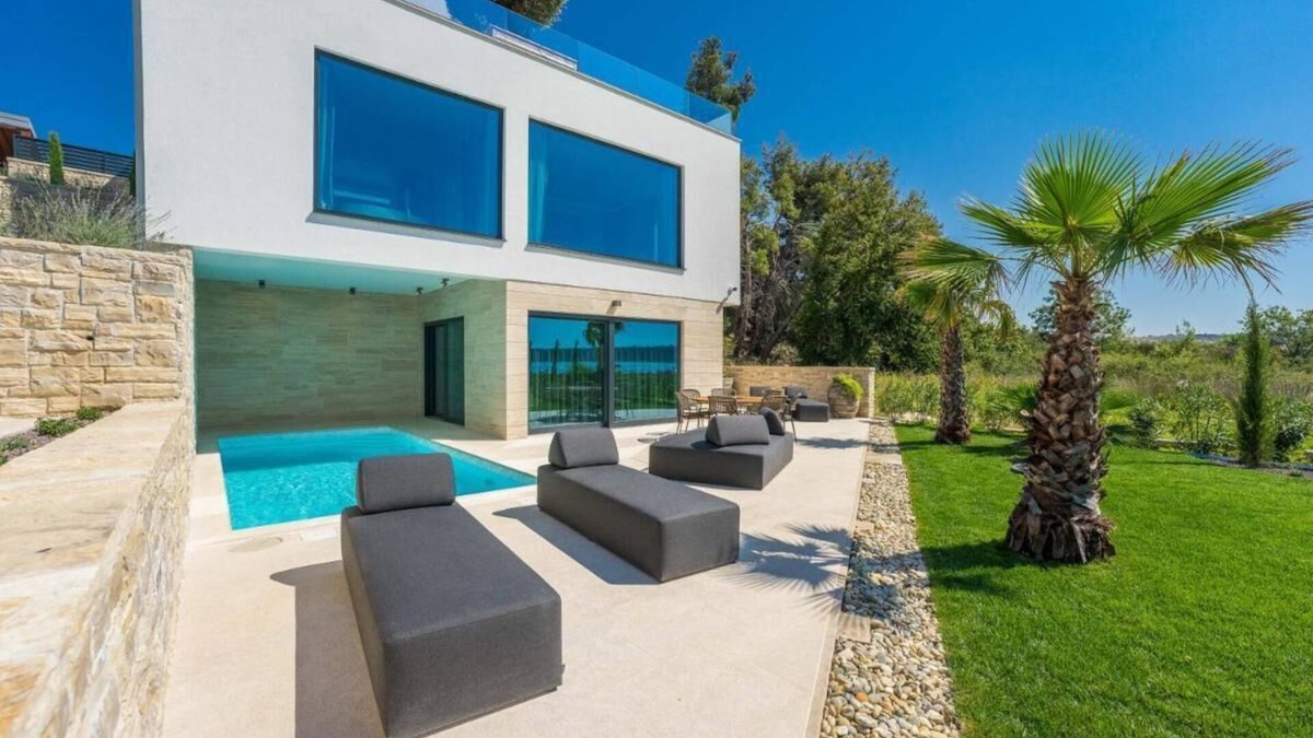 Ljubac Villa | Villa Four Seasons Ljubac Seaside