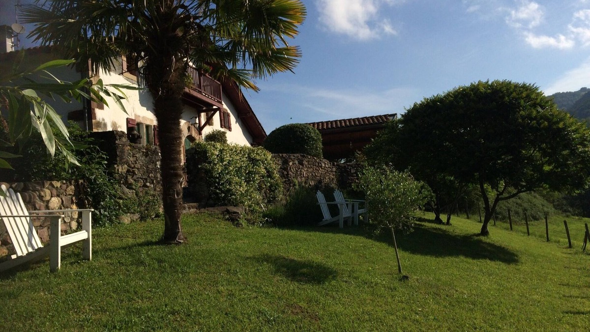 Saint-Etienne-de-Baigorry Villa | Villa