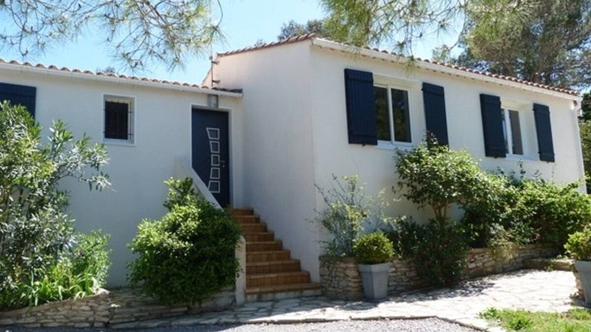Saint-Clement-de-Riviere House | villa 7 pers with swimming pool on beautiful landscaped garden, near Montpellier
