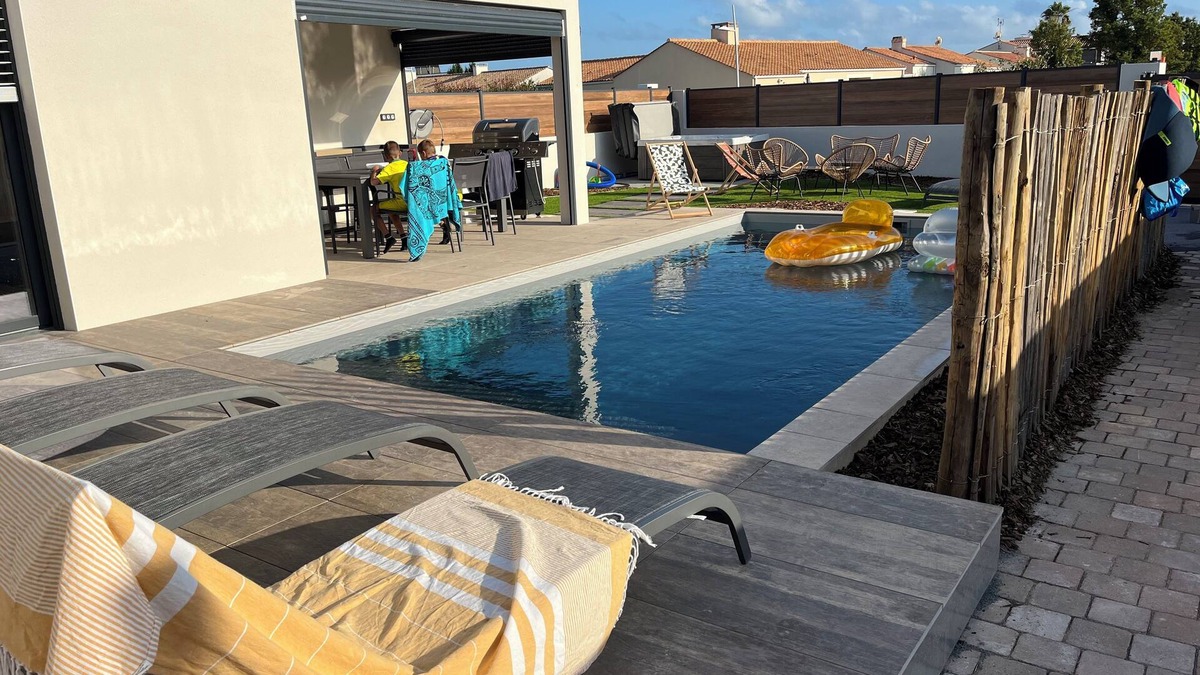 Saint-Gilles-Croix-de-Vie Villa | Villa Avec Piscine et Spa à 1 km de la Plage
