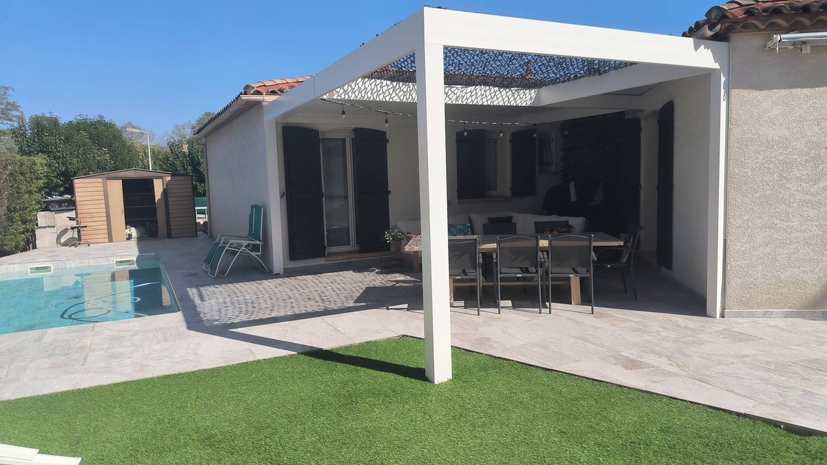 Saint-Mathieu-de-Treviers Villa | Villa Avec 6 Couchages Dans un Village Calme et Arboré