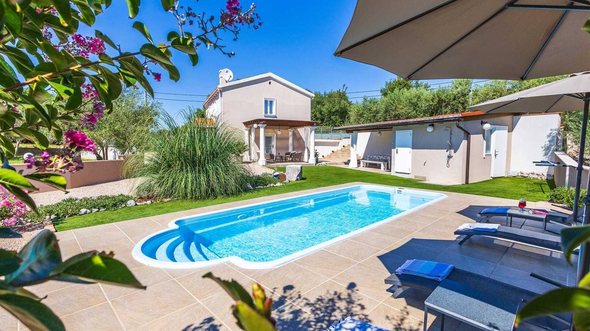 Nenadici Villa | Villa Frana with private pool and large garden