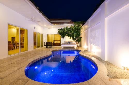 Jomtien Villa | Villa Franken Luxury Pool Villa