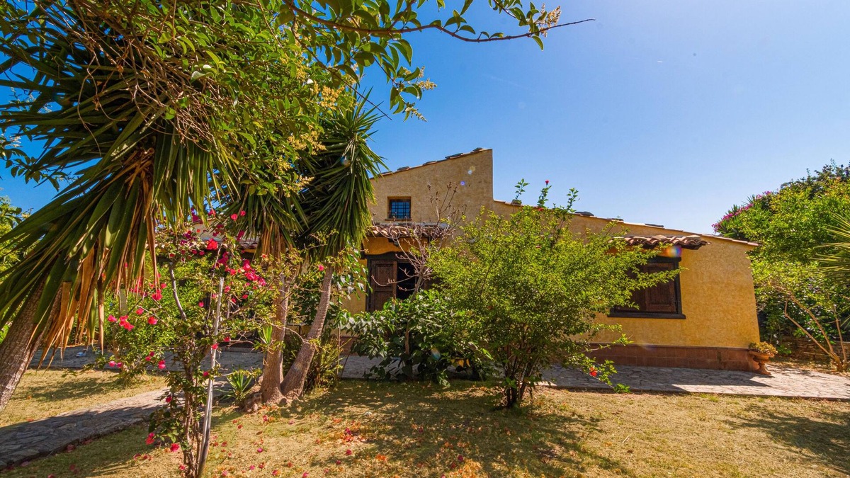 Sant'Agata di Militello Cottage | Villa Fratantoni con Accesso Diretto Alla Spiaggia