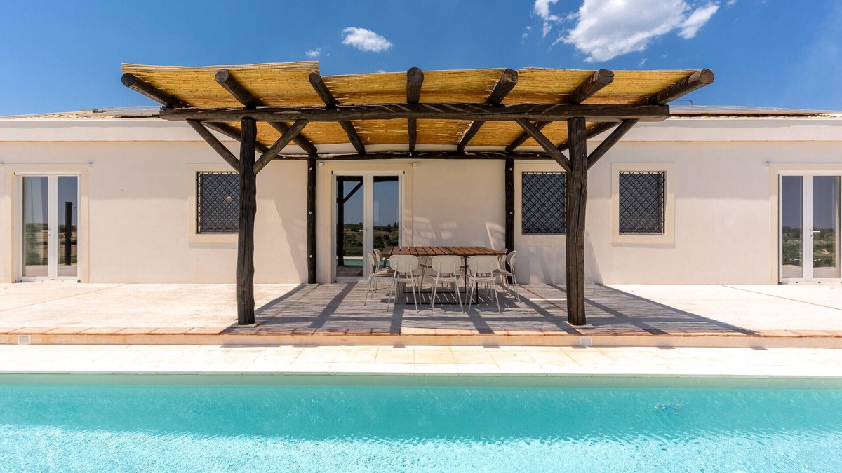 Syracuse Villa | Villa Frescura con Piscina by Wonderful Italy