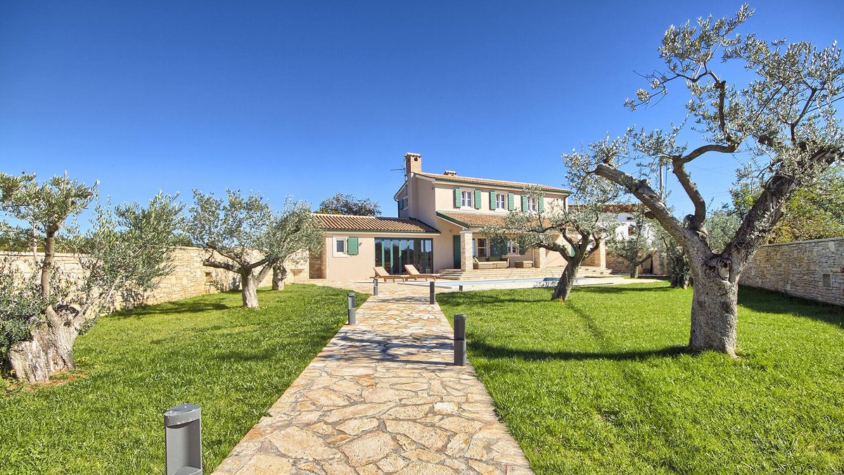 Grandici Villa | Villa Fumeti