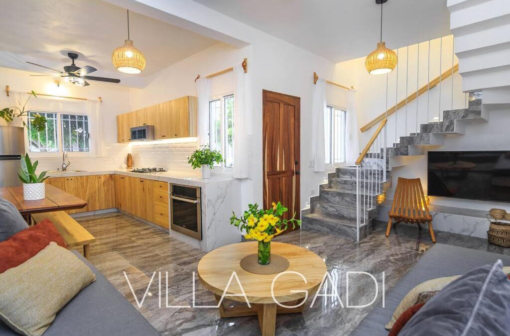 Bajio Villa | VILLA GADI - Roof Garden - Pizza Oven - Tiny Pool