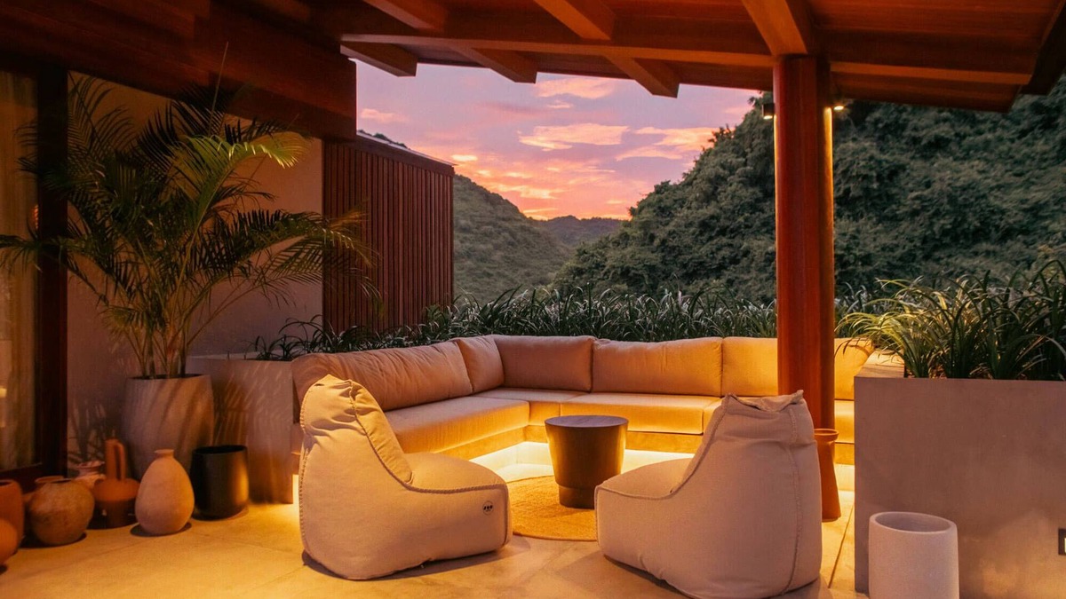 Praya Barat Villa | Villa GEM - 4 bedroom at Tampah Hills