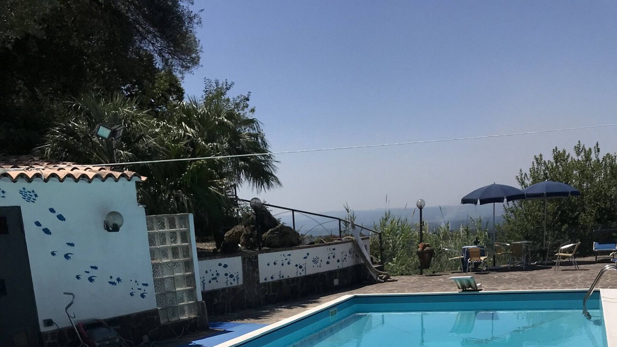 San Nicola da Crissa Villa | Villa "Gio - Private Pool" with Mountain View & Wi-Fi
