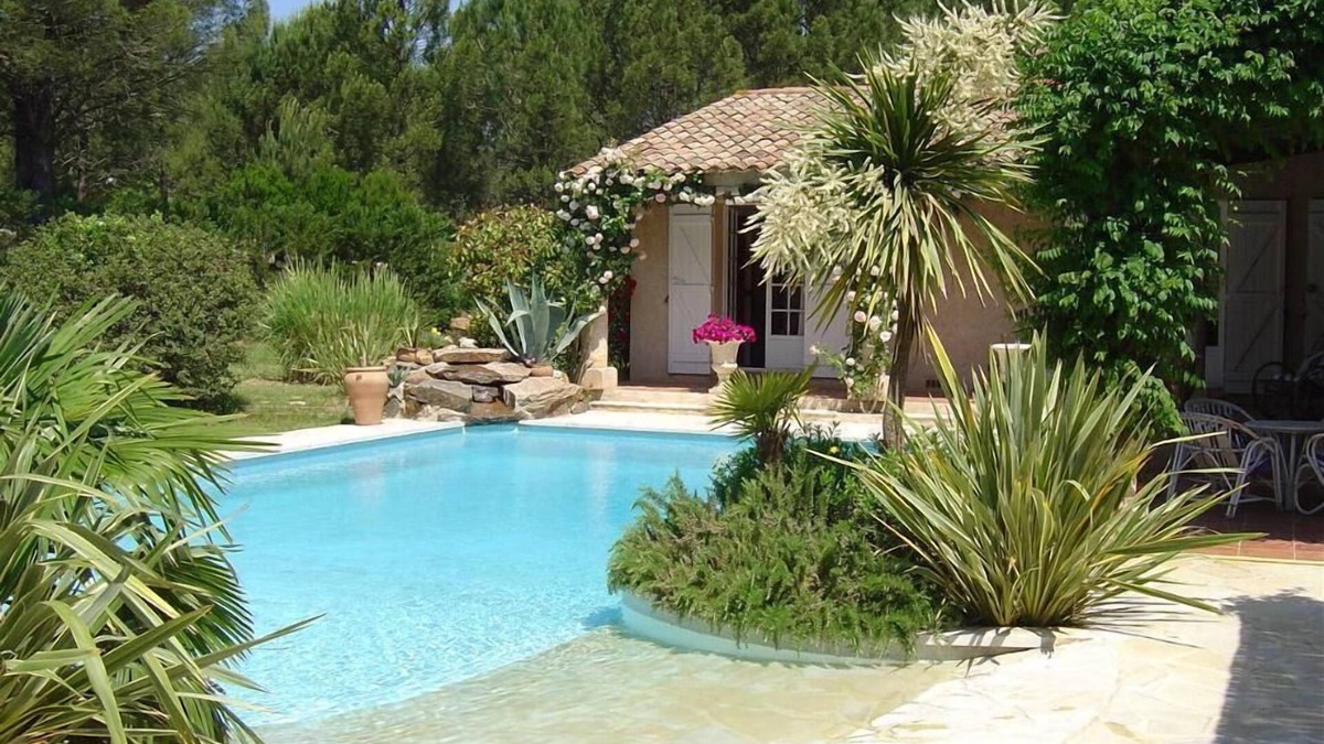 Cogolin Villa | Villa golfe de St Tropez, quiet comfortable, bungalow 6 pers