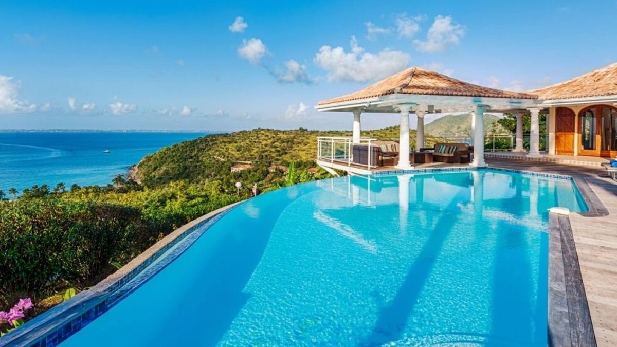 Grand Case Villa | Villa Happy Bay LOW SEASON 2025 SPECIAL 10% PROMOTION | Beach View - Located in Beautiful Happy Bay with Private Pool