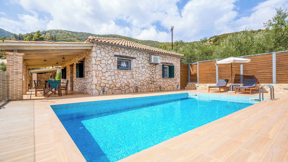 Marathias Villa | Villa Helona - Two Bedroom Villa, Sleeps 5