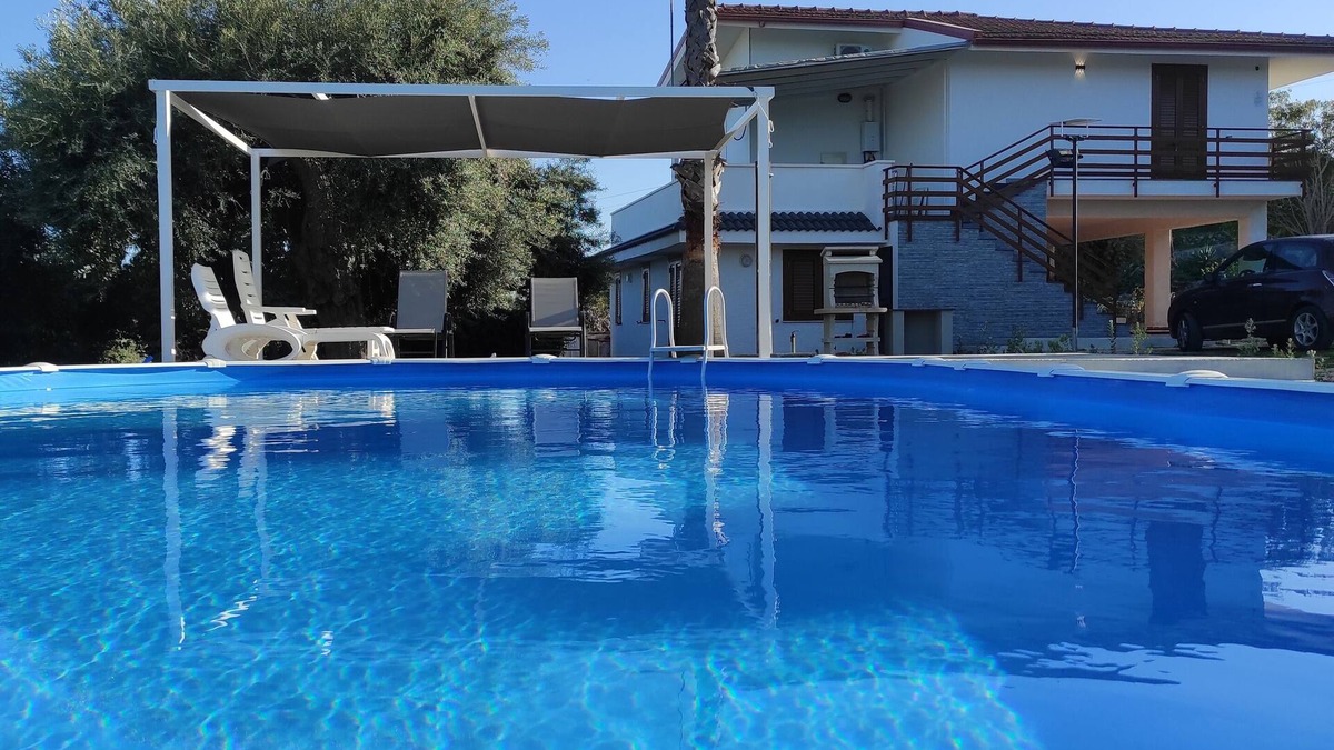Maeggio Villa | Villa Hippodrom independent villa with swimmingpool in syracuse and near the sea