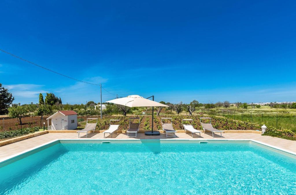 Parati Villa | Villa Il Neto by BarbarHouse
