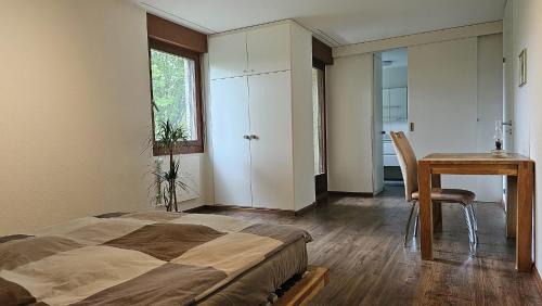 Aesch House | Villa im Kulturgarten mit Sauna