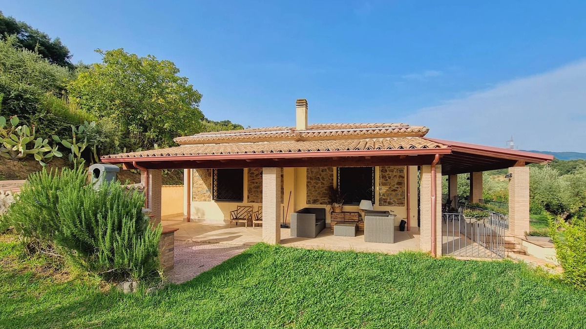 Feroleto Antico House | [VILLA] in 8 ettari di campagna, a 20' dal mare