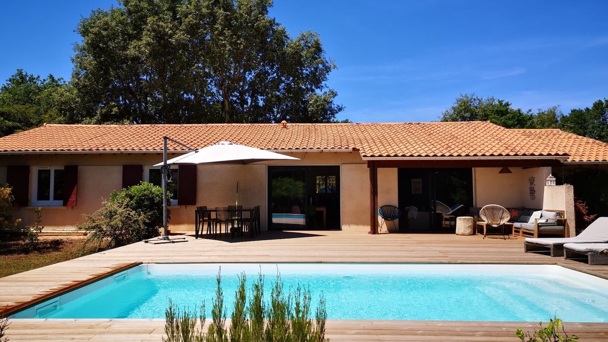 Saint-Aubin-de-Medoc Villa | Villa in a small haven of peace