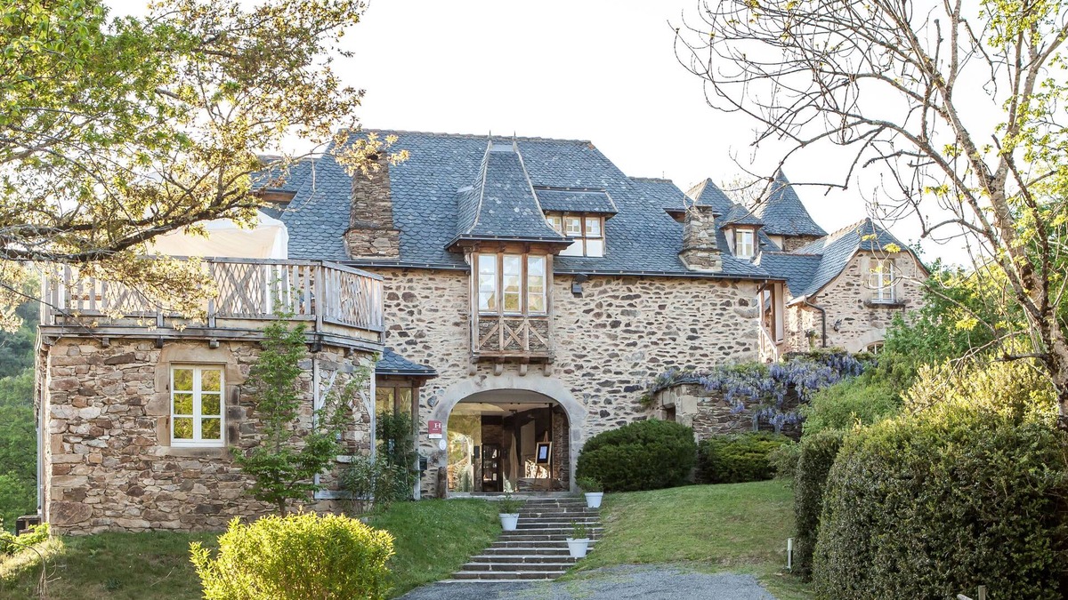 La Fouillade Other | Villa in Aveyron jacuzzi terrace tennis park