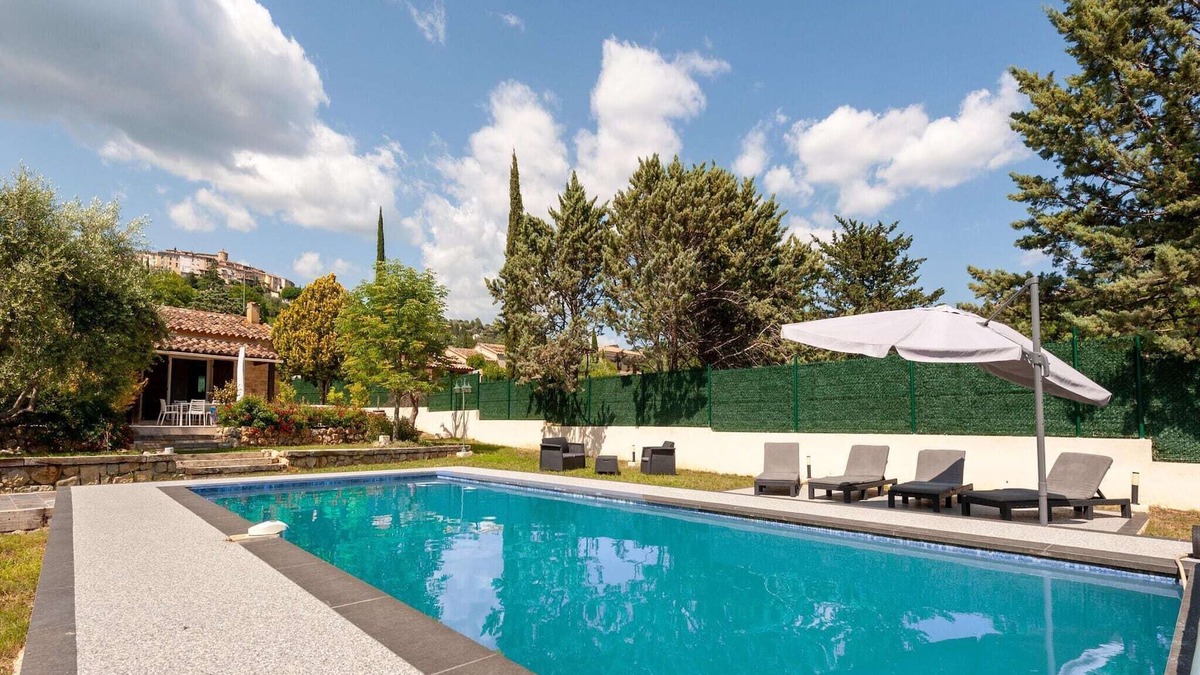 Callian House | Villa in Cannes with Heated Pool & Boat Trips