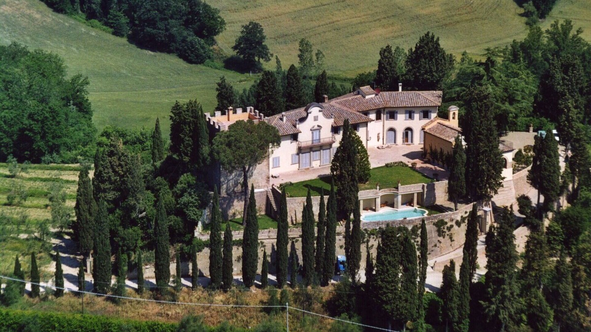 Castelfiorentino Villa | Villa in Castelfiorentino with 6 bedrooms sleeps 12