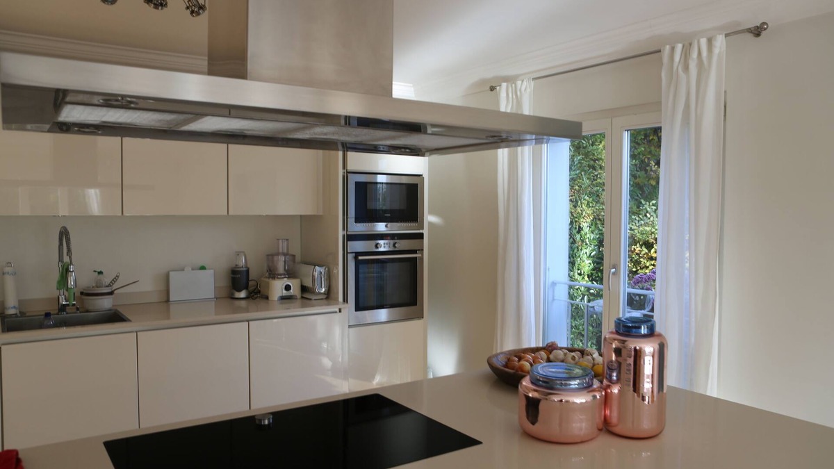 Coppet Villa | Villa in Coppet, 15 min from Geneve, 50 min from Megeve