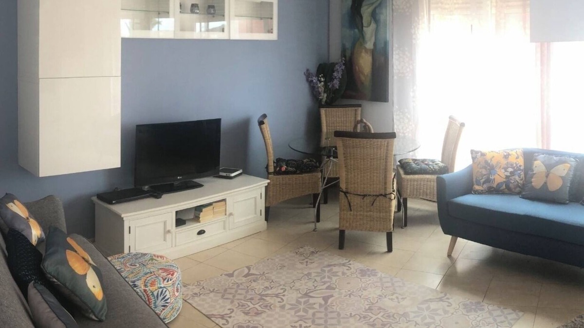 Geafond Villa | Villa in Corralejo own Hot Tub 2 bedrooms Pools, near town, beaches supermarket