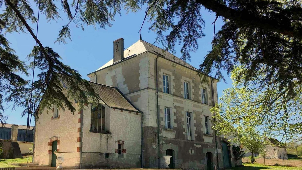 Cussay Villa | Villa in Cussay with Pool and Scenic Views