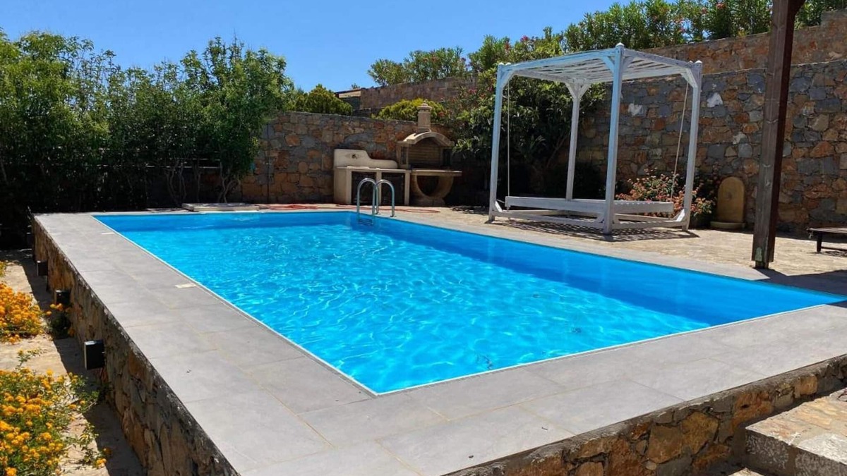 Plaka Villa | Villa in Elounda near Sea & Private Pool
