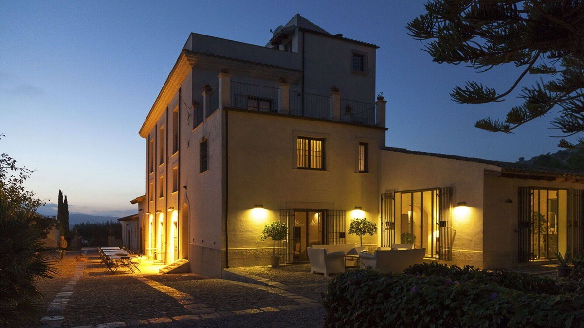 Palma di Montechiaro Villa | Villa in Gaffe with 19 bedrooms sleeps 36