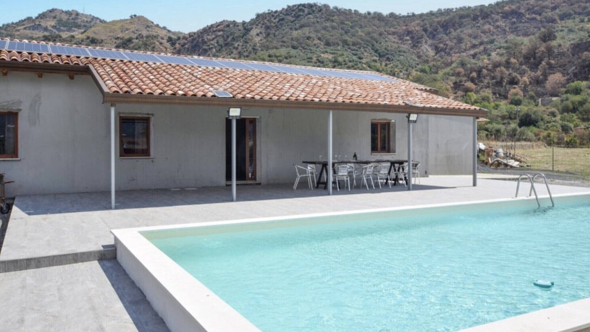 Gaggi Villa | Villa in Gaggi near Mount Etna