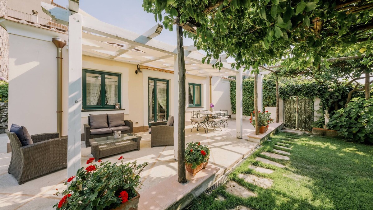Ravello Villa | Villa in historic center with large garden, parking, air conditioning and WiFi