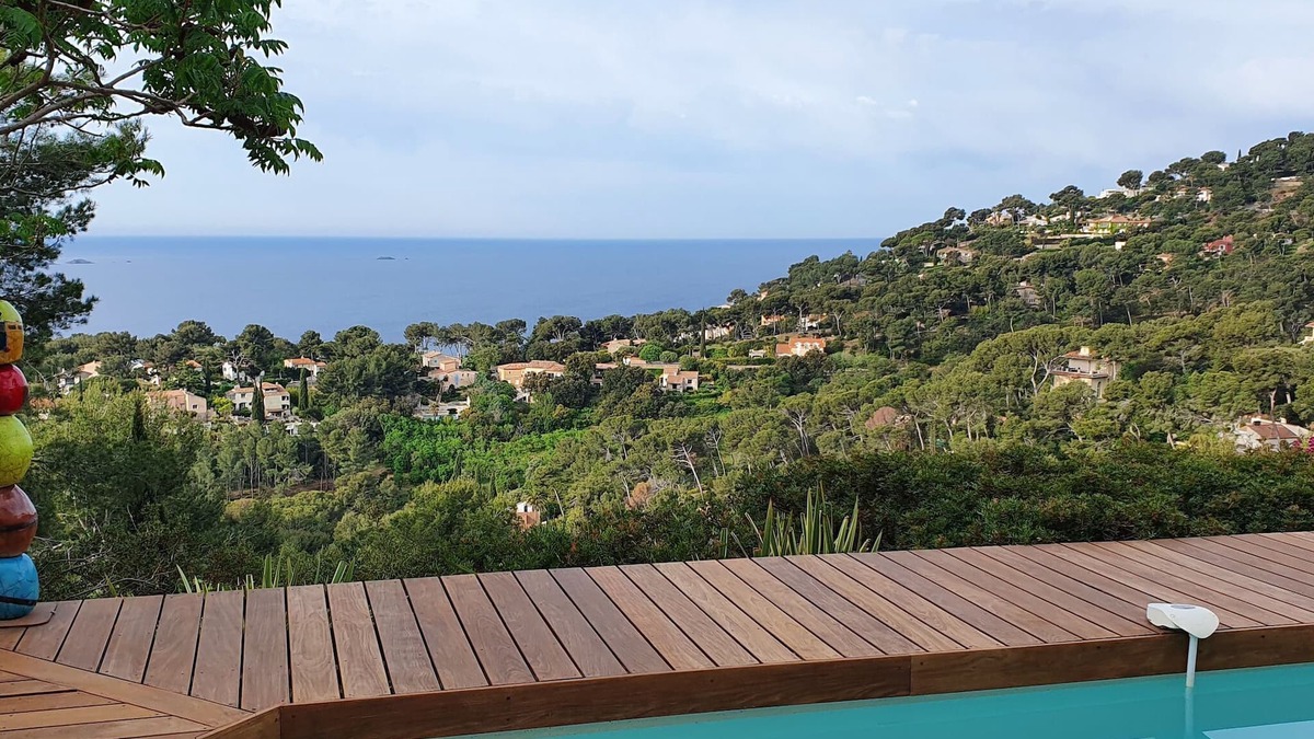 Hyeres Villa | Villa in Hyères near Beach & Pool