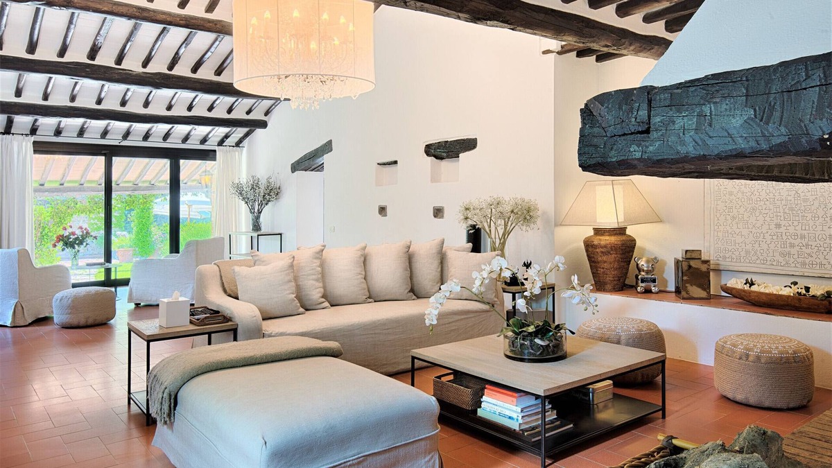 Castellina in Chianti Villa | Villa in Castellina w. Pool, Garden & Winery