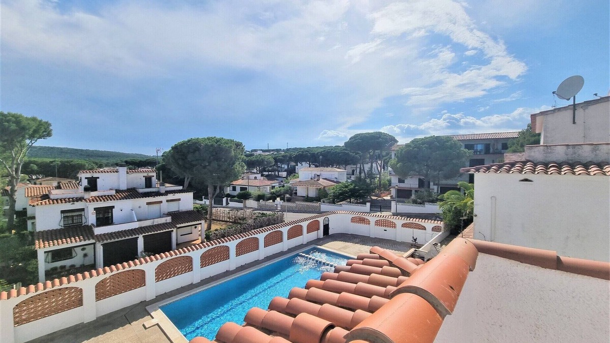 L'Escala Villa | Villa in L’Escala near Riells Beach