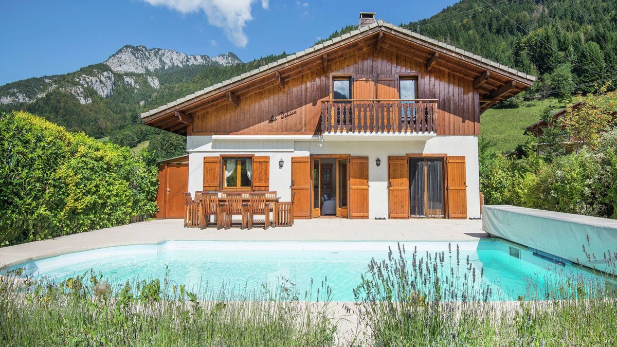 Le Biot Villa | Villa in Le Biot near Ski Slopes & Pool
