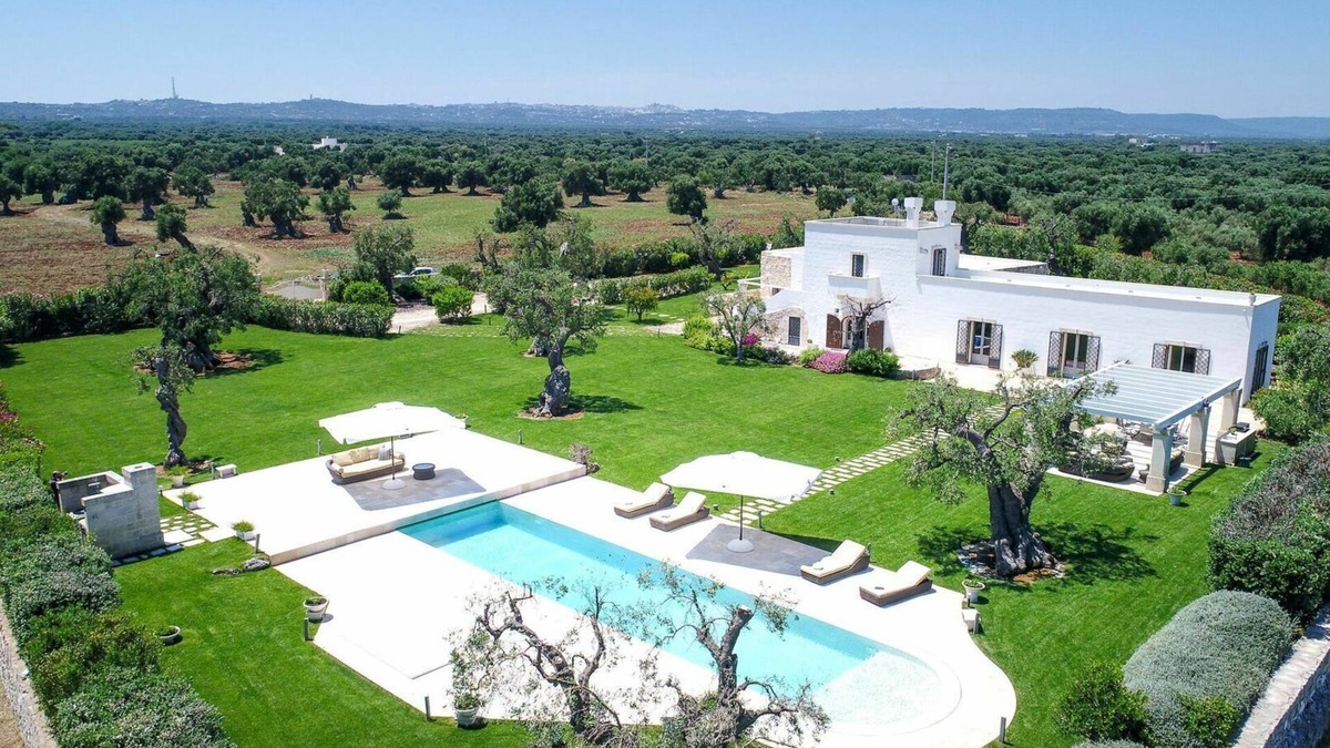 Costa Merlata Villa | Villa in Ostuni with 4 bedrooms sleeps 8