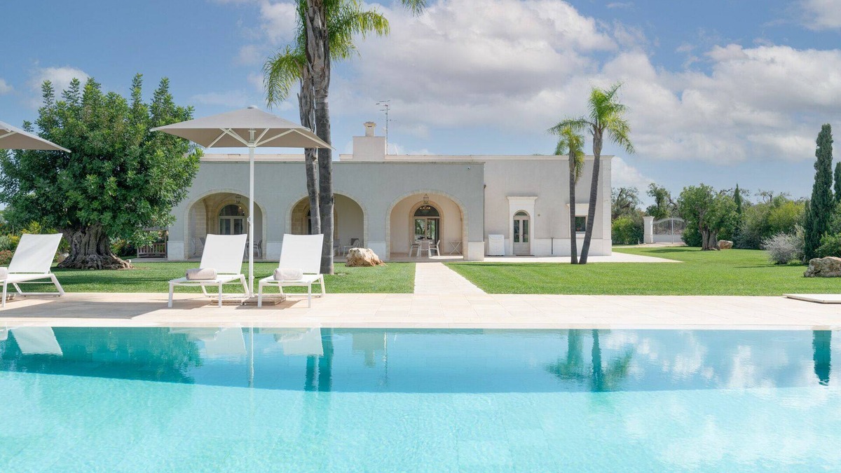 Ostuni Villa | Villa in Ostuni with 5 bedrooms sleeps 8