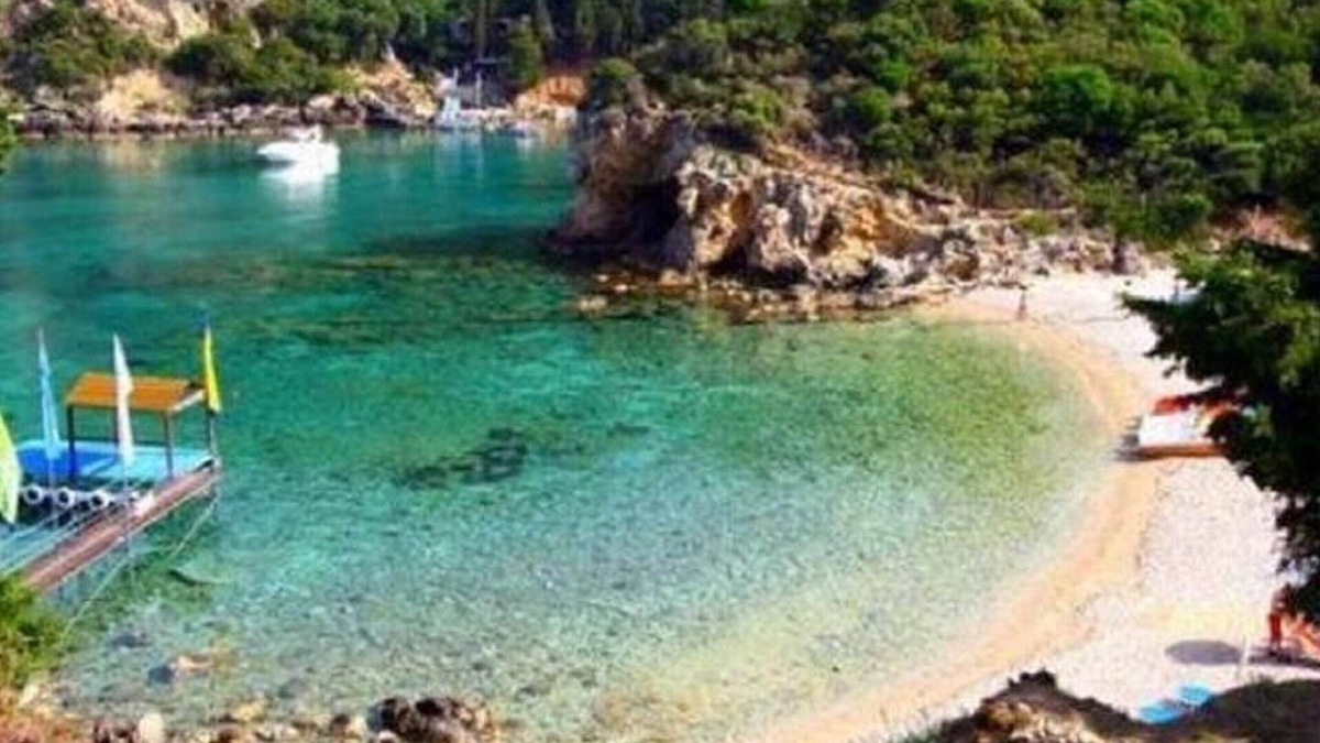 Lakones House | Villa in Paleokastrites with Swimming Pool near Beaches