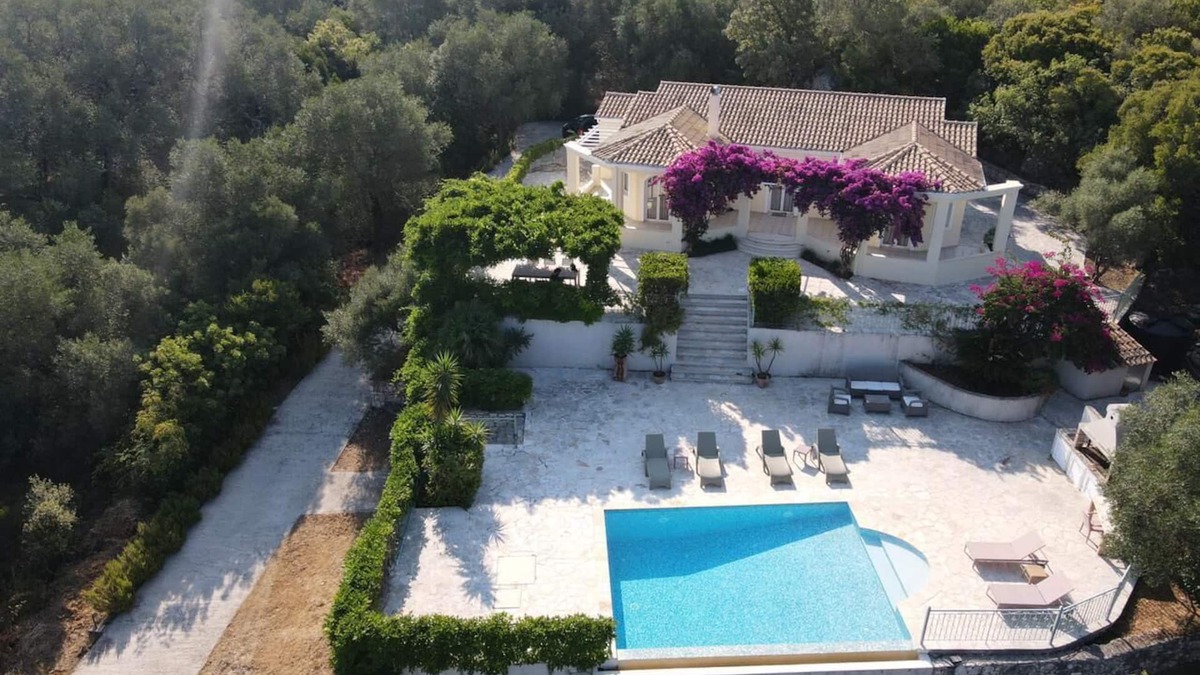 Pelekito Villa | Villa in Pelekito, Perithia, Corfu near Kassiopi, North Corfu