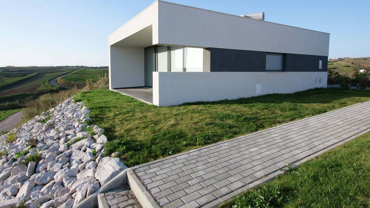 Lourinha Villa | Villa in Portugal with Sea View & Pool