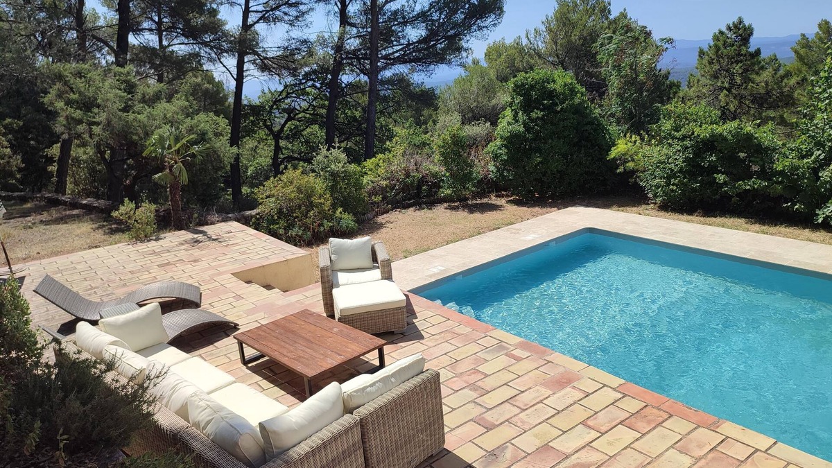 Tourtour Villa | Villa in Provence's sky