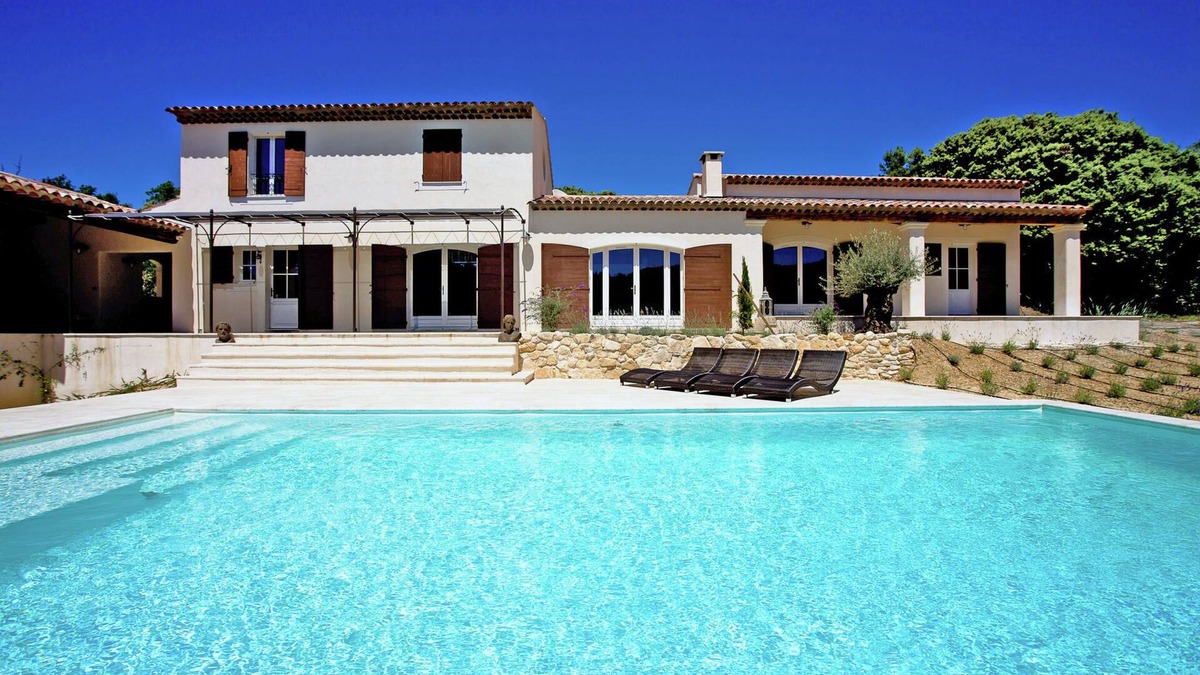 Martres-Tolosane Villa | Villa in Provence with Infinity Pool