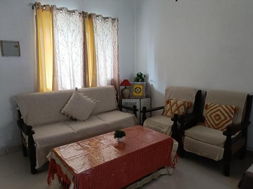 Mathura Villa | Villa in Radha Golf l 5 mins to Sri Rupa Seva Kunj ISKCON l 10 mins to Shrinathji Temple Poonchari l Near Gaurangi Ras Kunj & Brij Vasundhara