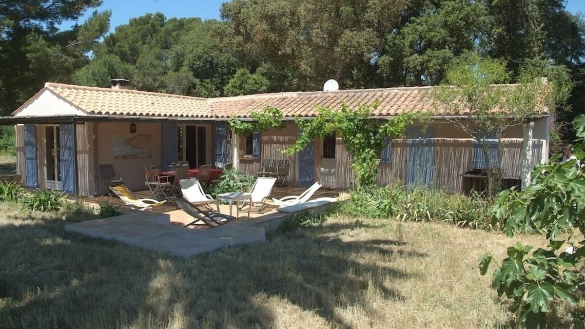 Porquerolles Villa | Villa in the countryside in a wooded property