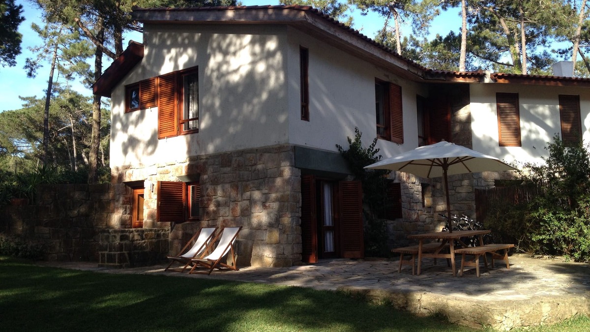 Mucifal House | villa, in the pine forest, near the beach