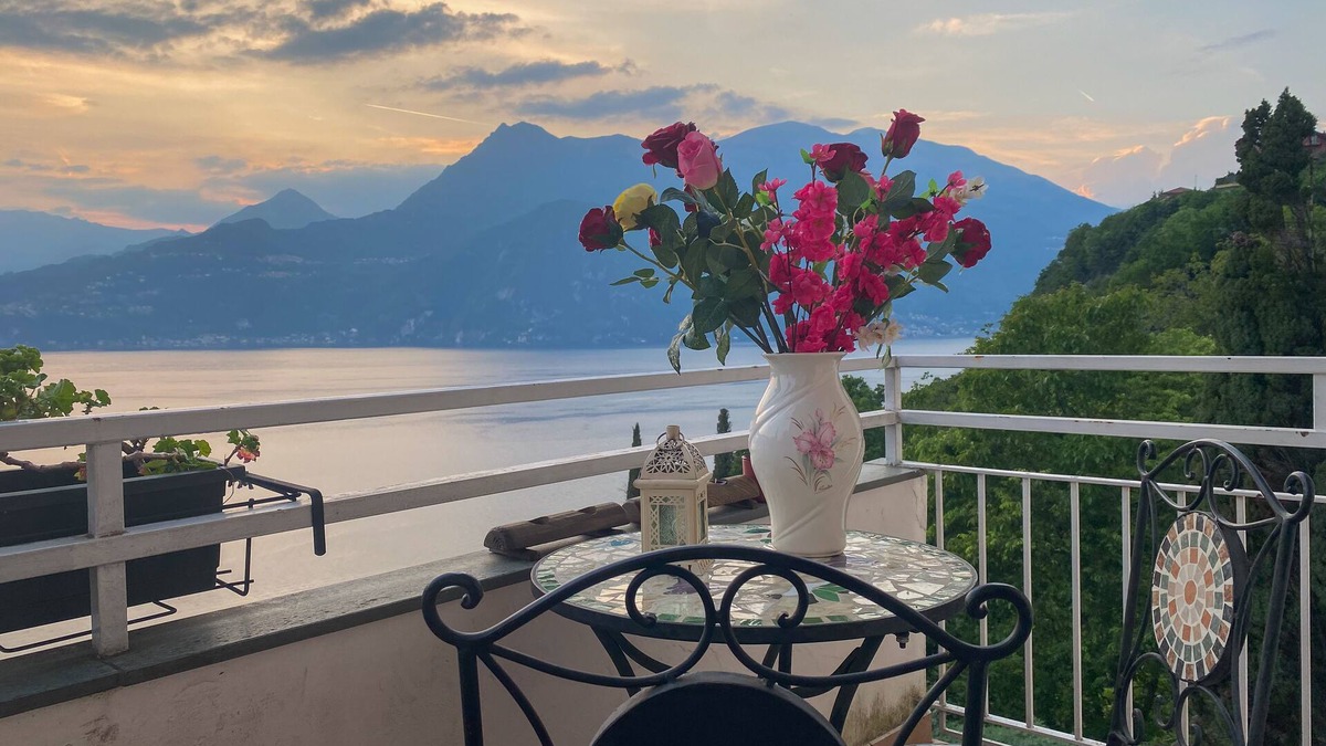 Perledo Villa | Villa in Varenna for 14 guestsn