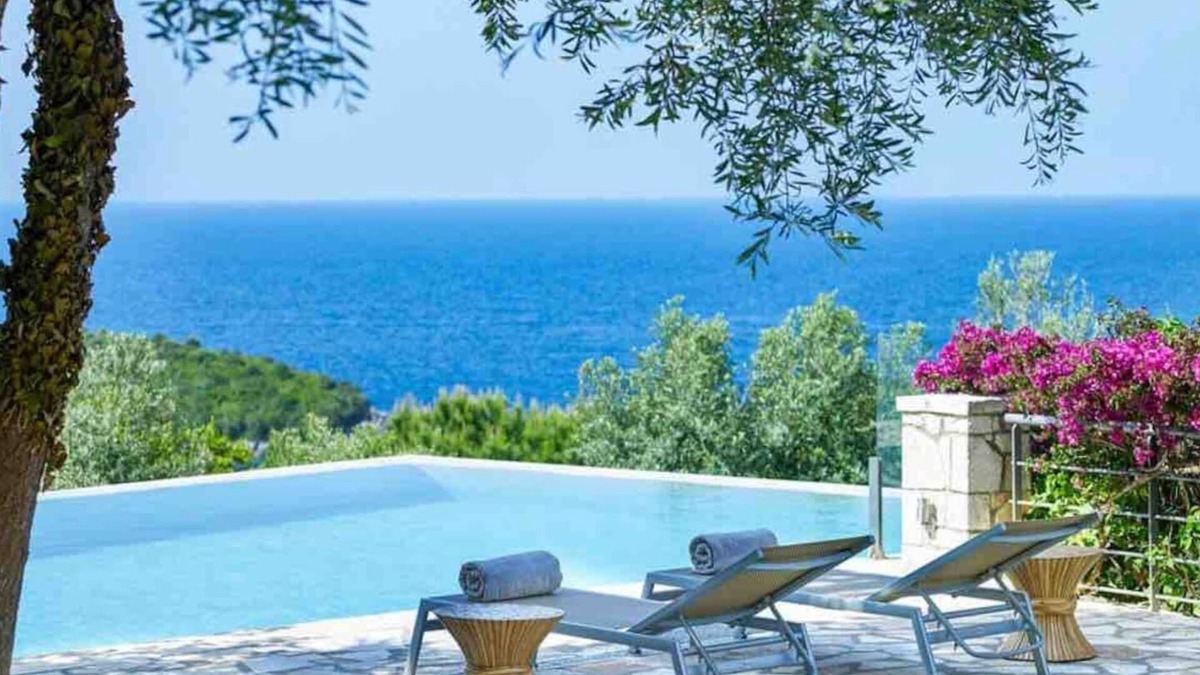Igoumenitsa House | Villa Ioli - Luxury beachfront residence
