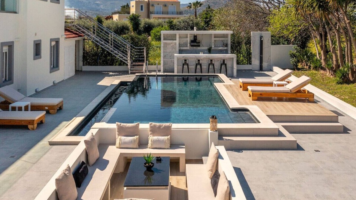 Zipari Villa | Villa Irene Royale | Pool | Sea View | Free Cruise